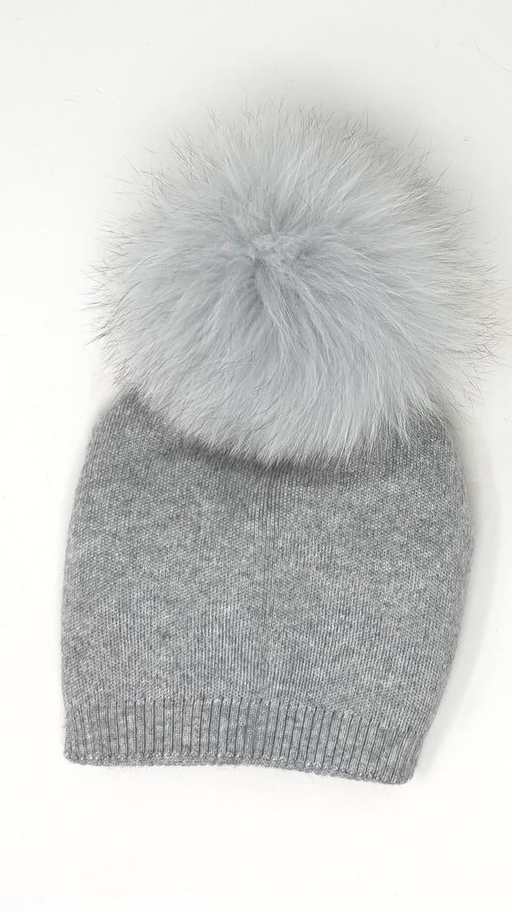 Classy Cashmere Detachable Fur Pom – Kyi Kyi